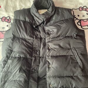 Cabela's Charcoal Puffer Vest